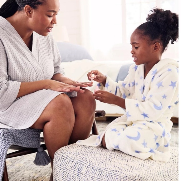 Cuddle Duds® Fleece Critter Hooded Robe Size Small (6-6X) - Picture 11 of 12